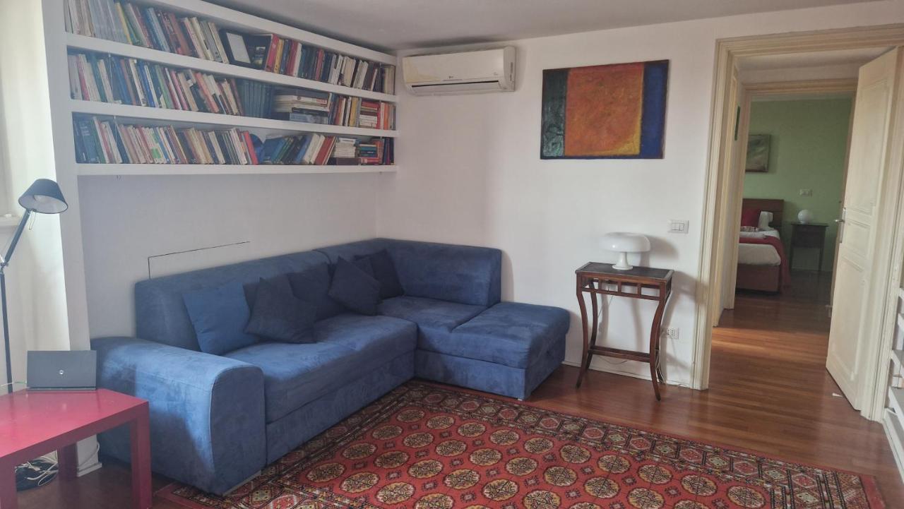 Casa Di Libri - Delizioso Appartamento A 10 Min Da Trastevere Rome Buitenkant foto