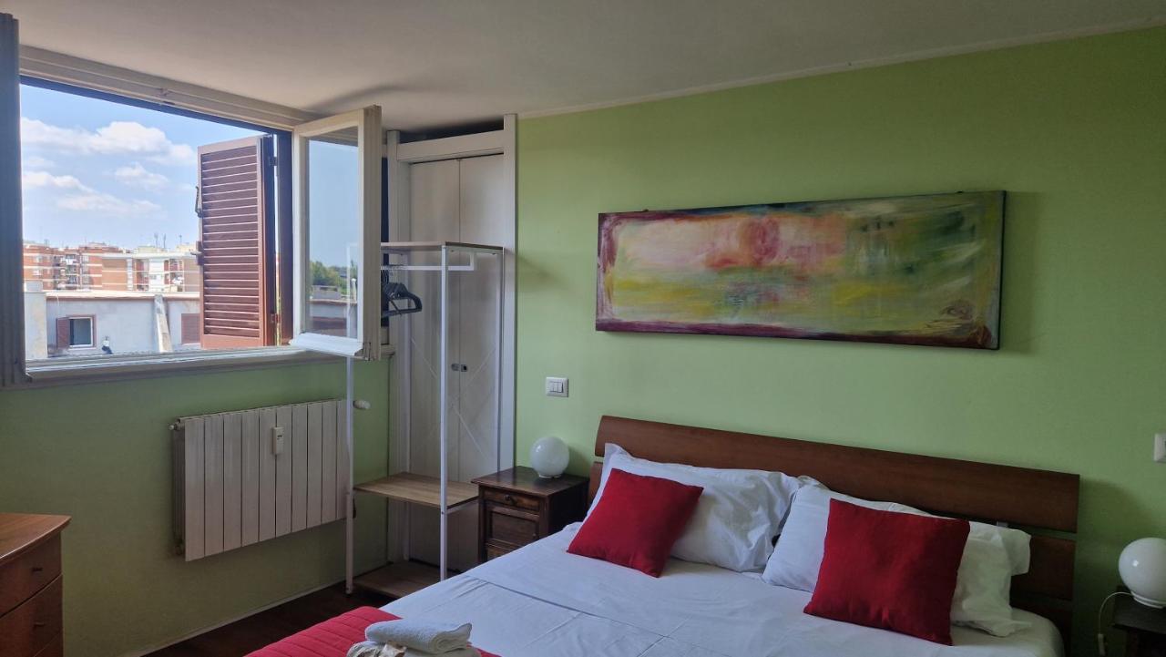 Casa Di Libri - Delizioso Appartamento A 10 Min Da Trastevere Rome Buitenkant foto